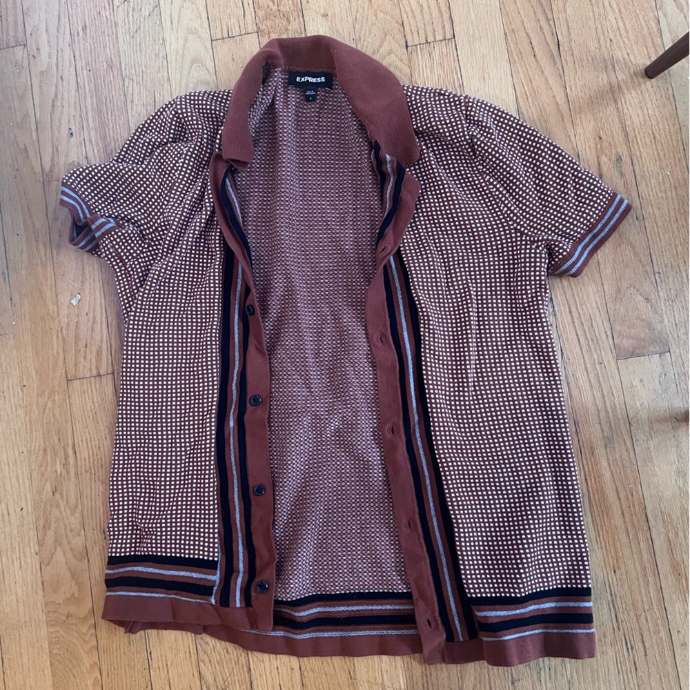 Express men’s small button down